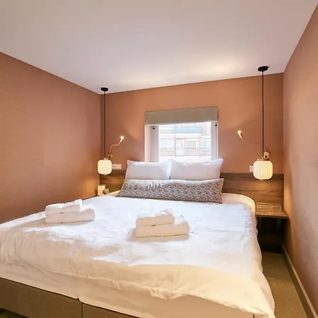 Four Star - Keizerstraat 45 *